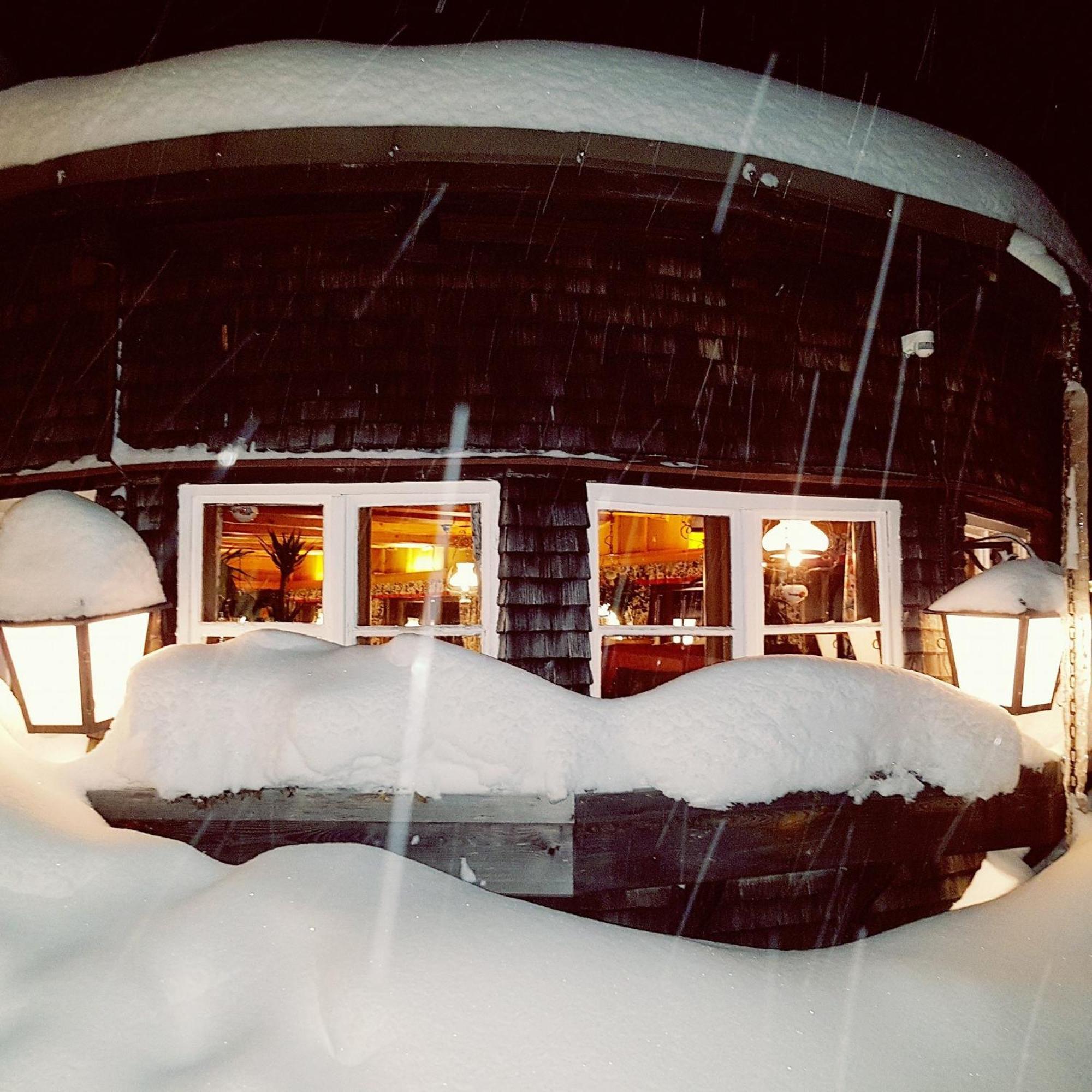 Gasthof Auerhahn Lech am Arlberg Exterior photo